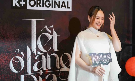 Lan Phương xinh đẹp trong buổi công chiếu phim "Tết ở làng địa ngục". Ảnh: BTC.