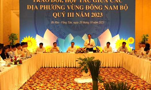 Ông Phan Văn Mãi - Chủ tịch UBND TPHCM kết luận tại hội nghị. Ảnh: Thành An