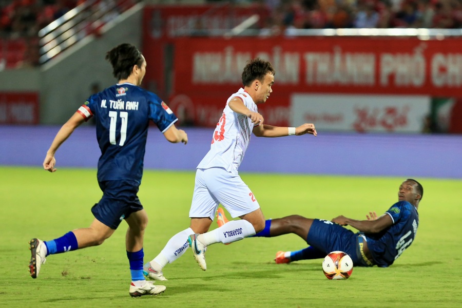 Câu lạc bộ Hải Phòng và Hoàng Anh Gia Lai hoà 1-1 tại trận đấu mở màn V.League. Ảnh: Nguyễn Cường