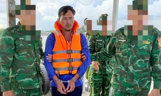 Đối tượng đâm chết thuyền trưởng trên biển đã bị bắt tại huyện Đông Hải, tỉnh Bạc Liêu. Ảnh: Biên phòng cung cấp