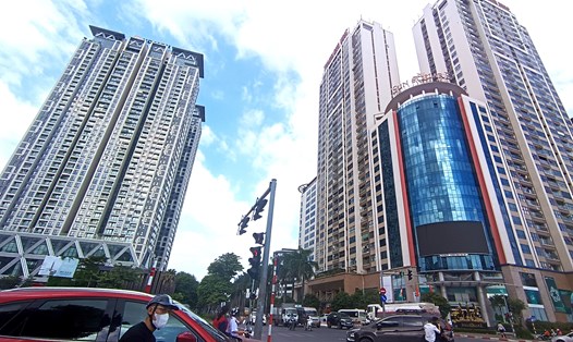 Giá chung cư khu vực trung tâm Hà Nội gần đây tăng cao ngất ngưởng. Ảnh: Thu Giang 