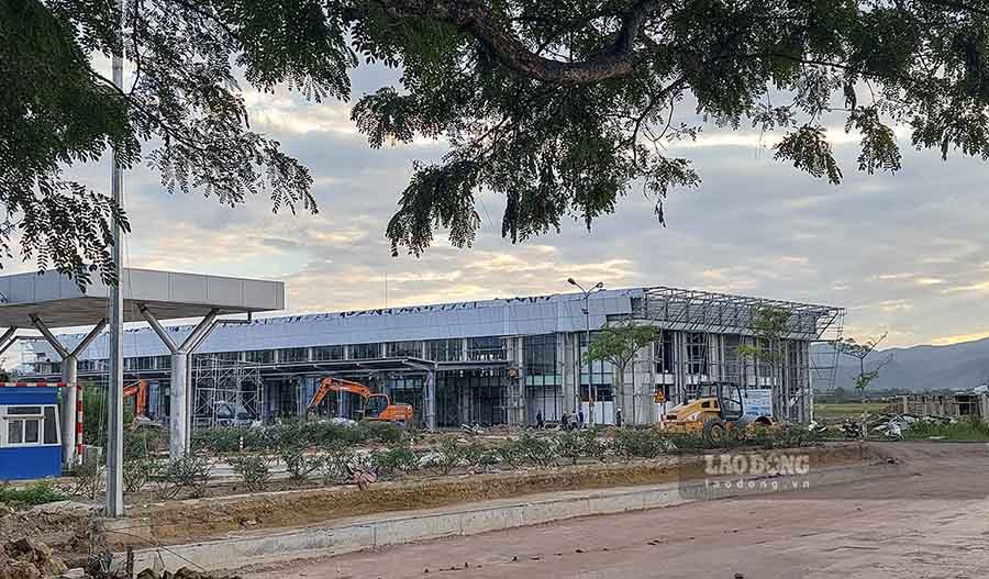 Nhà ga hành khách tại Sân bay Điện Biên đang dần hoàn thiện. Ảnh: Văn Thành Chương