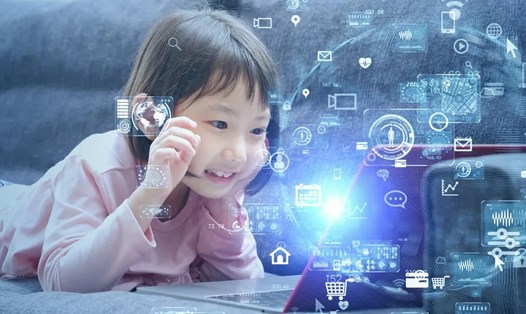 Các bậc phụ huynh cần đồng hành cùng con em để phòng tránh rủi ro khi sử dụng các Chatbot AI. Đồ hoạ: Kaspersky
