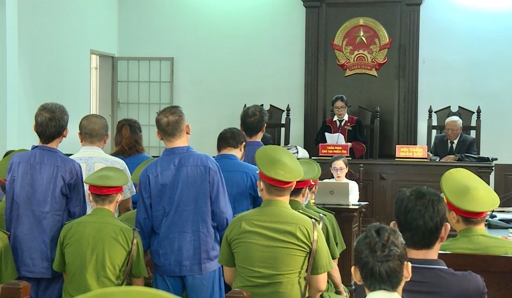Thẩm phán, chủ toạ phiên toà Nguyễn Thị Như Xuân tại phiên xét xử. Ảnh: Phạm Duy