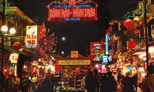 Hà Nội lùi thời gian ra mắt tour đêm phố cổ sang tháng 11.2023. Ảnh minh họa: Sở du lịch Hà Nội