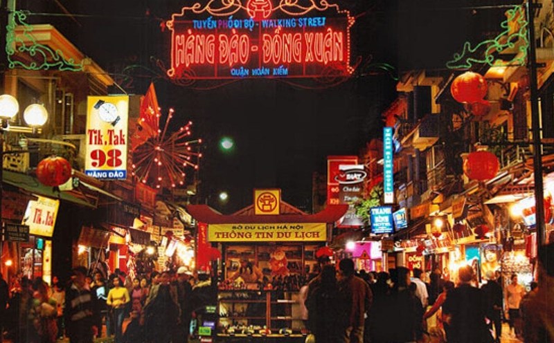 Hà Nội lùi thời gian ra mắt tour đêm phố cổ sang tháng 11.2023. Ảnh minh họa: Sở du lịch Hà Nội