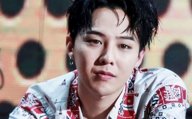 Bir kishi oz qozini soradi VKontakte dan qizlar