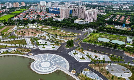 Dự án Công viên Long Biên (quận Long Biên) vừa được TP Hà Nội khánh thành dịp 10.10.2023. Ảnh: Ngọc Thùy