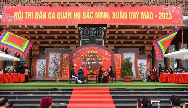 Hội thi dân ca quan họ Bắc Ninh trong khuôn khổ Festival Về miền Quan họ 2023. Ảnh: Vân Trường