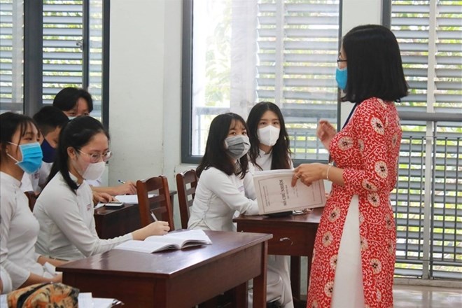 Nghề giáo viên cần sự nhiệt huyết và đam mê, yêu nghề, yêu trẻ. Ảnh: Vân Trang