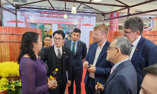 Tuần lễ giới thiệu, kết nối ẩm thực nông sản Việt Nam gắn với hệ thống cơ quan ngoại giao, tham tán nước ngoài ở Việt Nam được tổ chức từ ngày 27 - 29.10.