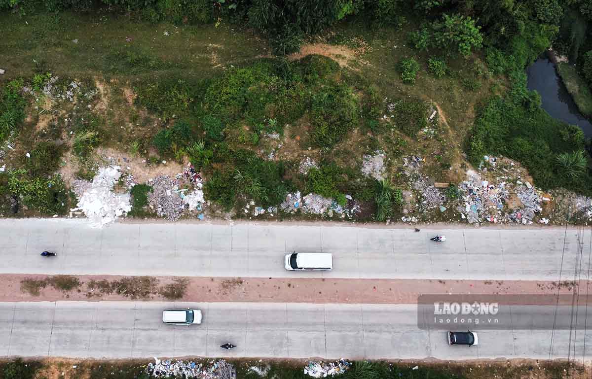 Đường nghìn tỉ giữa lòng TP Thái Nguyên thành nơi đổ rác thải.