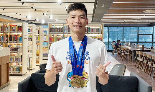Những tấm huy chương lấp lánh là thành quả nỗ lực
của chàng trai trẻ Nguyễn Hữu Kim Sơn đang học tập tại Đại học Duy Tân. Ảnh: Đại học Duy Tân

