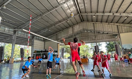 Công đoàn Giáo dục tỉnh Lâm Đồng tổ chức Giải bóng chuyền truyền thống lần thứ 3, năm 2023. Ảnh: ĐT