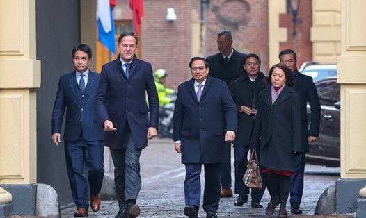 Thủ tướng Vương quốc Hà Lan Mark Rutte đón Thủ tướng Chính phủ Phạm Minh Chính thăm chính thức Vương quốc Hà Lan năm 2022. Ảnh: VGP
