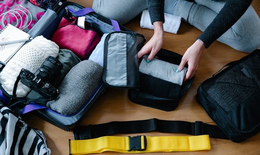 Đóng gói, sắp xếp hành lý một cách thông minh sẽ giúp bạn  có chuyến du lịch dễ dàng hơn. Ảnh: Pexels