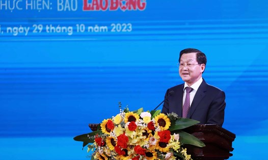 Phó Thủ tướng Chính phủ Lê Minh Khái phát biểu chỉ đạo tại Lễ vinh danh Doanh nghiệp tiêu biểu vì Người lao động.