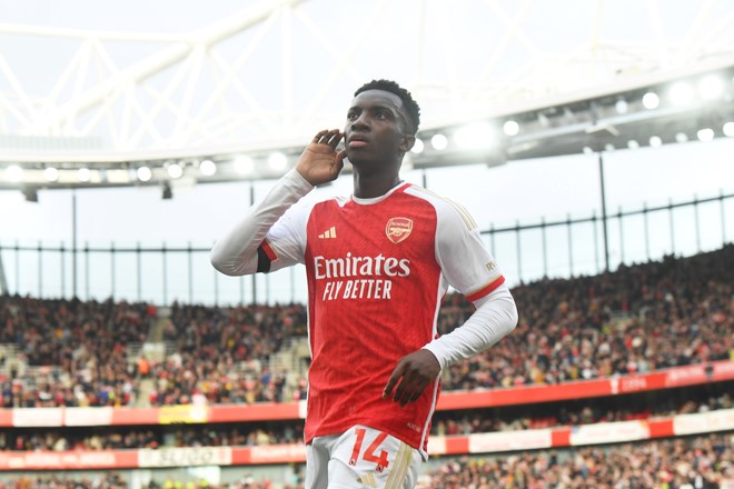 Hat-trick của Nketiah cho thấy sức mạnh chiều sâu của Arsenal