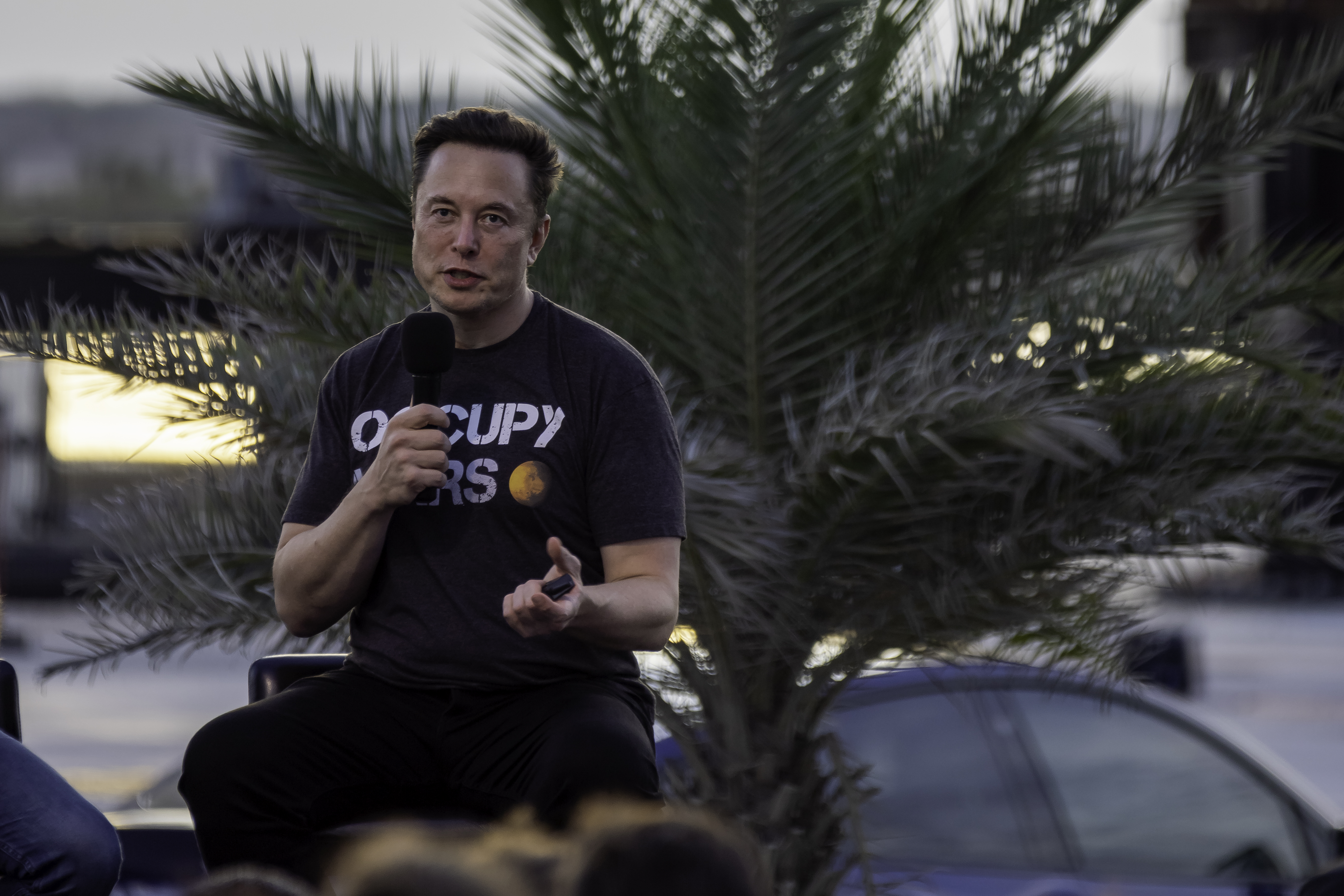 Dải Gaza hưởng lợi từ mạng vệ tinh của Elon Musk