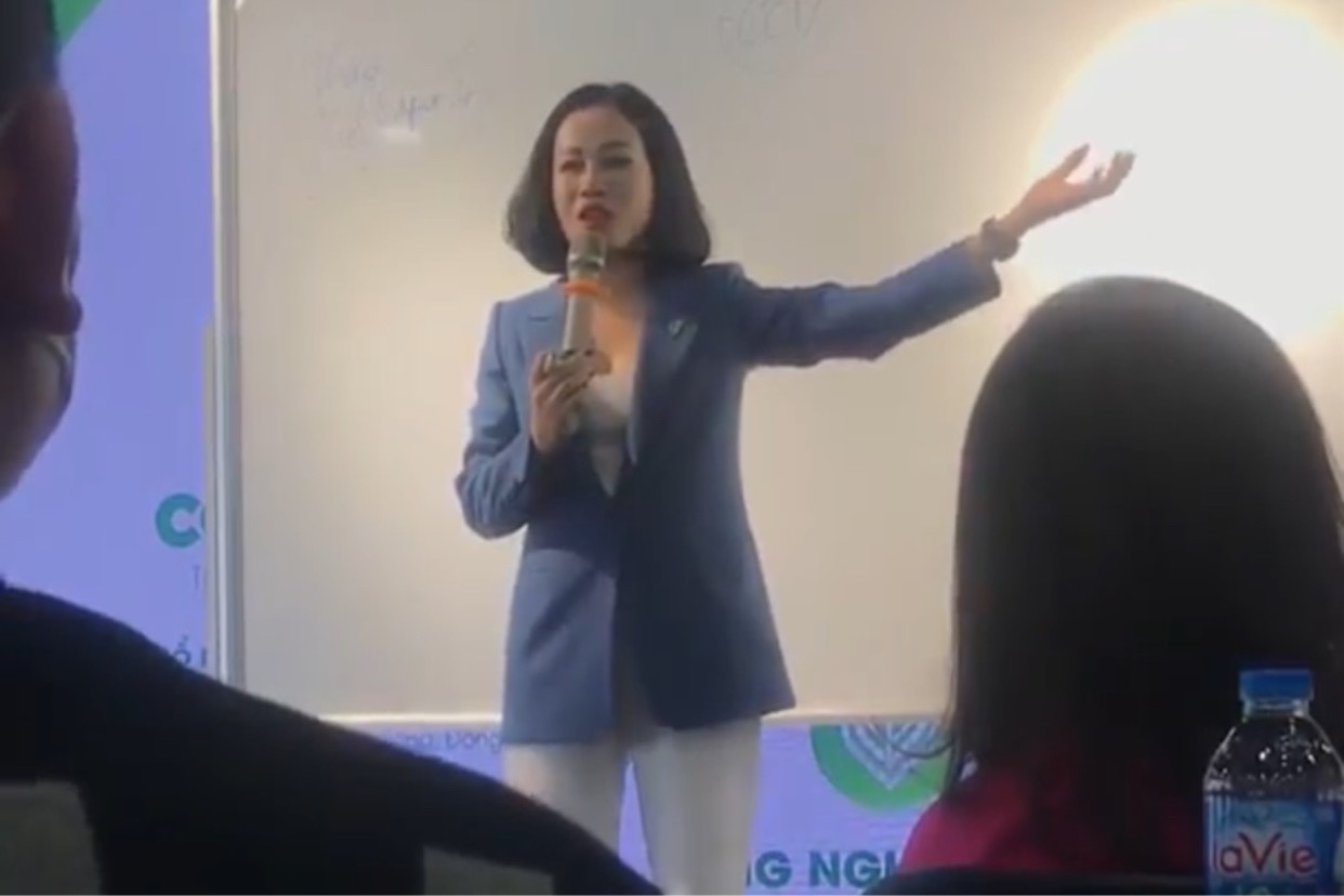 Bà Mai Hà Trang - Chủ tịch HĐQT CCV Group trong một buổi giới thiệu dự án. Ảnh: Cắt từ clip