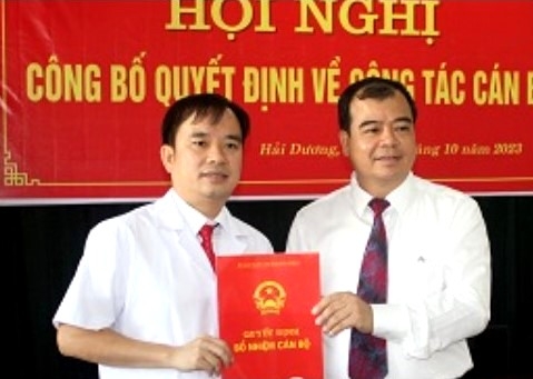 Ông Tăng Văn Nam được bổ nhiệm giữ chức Phó Giám đốc Bệnh viện Bệnh nhiệt đới Hải Dương. Ảnh: Cổng TTĐT Sở Y tế Hải Dương