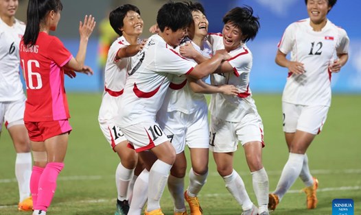 Tuyển nữ CHDCND Triều Tiên giành quyền vào chơi chung kết bóng đá nữ ASIAD 19. Ảnh: Xinhua