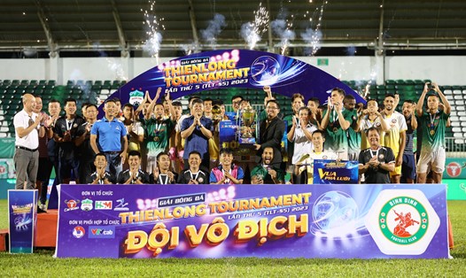 Câu lạc bộ Quy Nhơn Bình Định vô địch Thiên Long Cup 2023. Ảnh: Đình Thảo