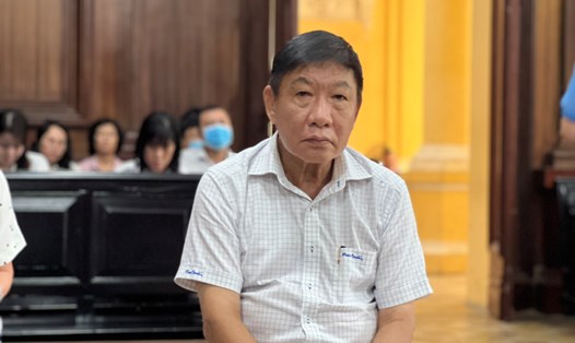 Bị cáo Phan Minh Tân - cựu Giám đốc Sở KHCN TPHCM giai đoạn 2006 - 2014 - tại tòa. Ảnh: Anh Tú