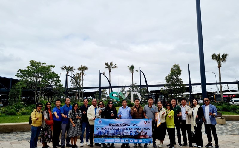 Đoàn công tác của tỉnh Khánh Hòa tổ chức xúc tiến du lịch tại Australia. Ảnh: Hữu Long