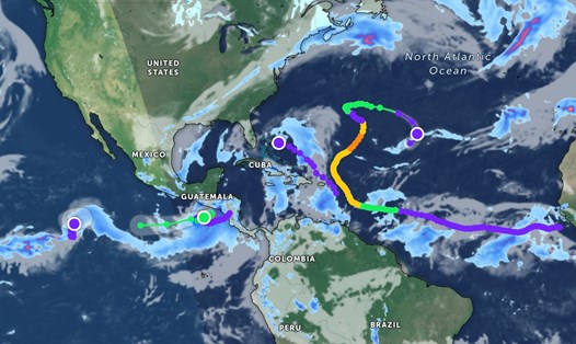 Bão và áp thấp nhiệt đới đang tích cực hoạt động trong ngày cuối cùng của mùa bão Đại Tây Dương 2023. Ảnh: Zoom Earth