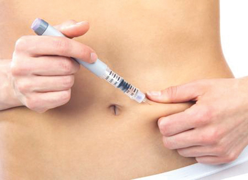 Tiêm insulin sai vị trí dễ gặp biến chứng. Ảnh: Bệnh viện Bạch Mai