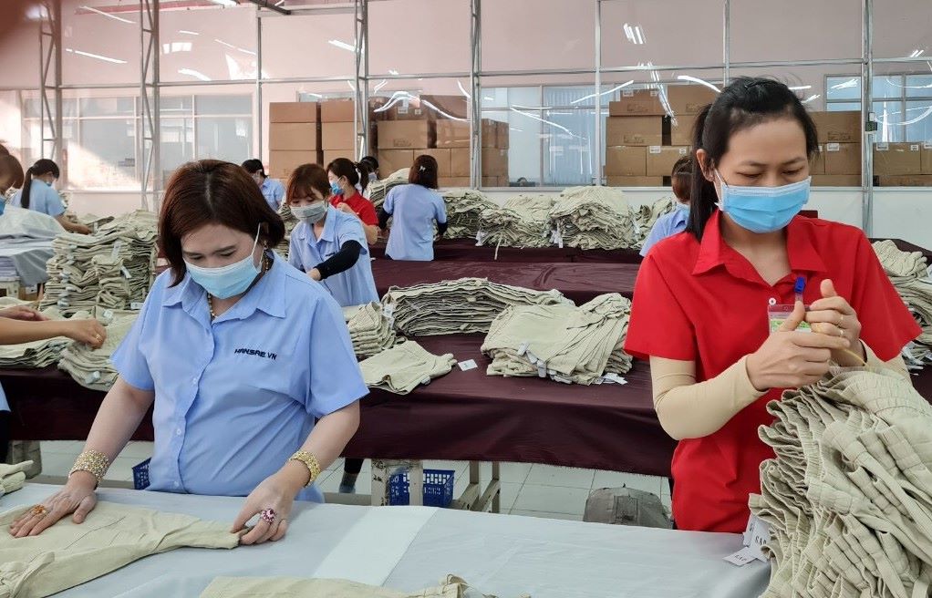 Công ty TNHH Hansae Việt Nam hiện chỉ còn khoảng 2.500 công nhân. Ảnh: Đức Long