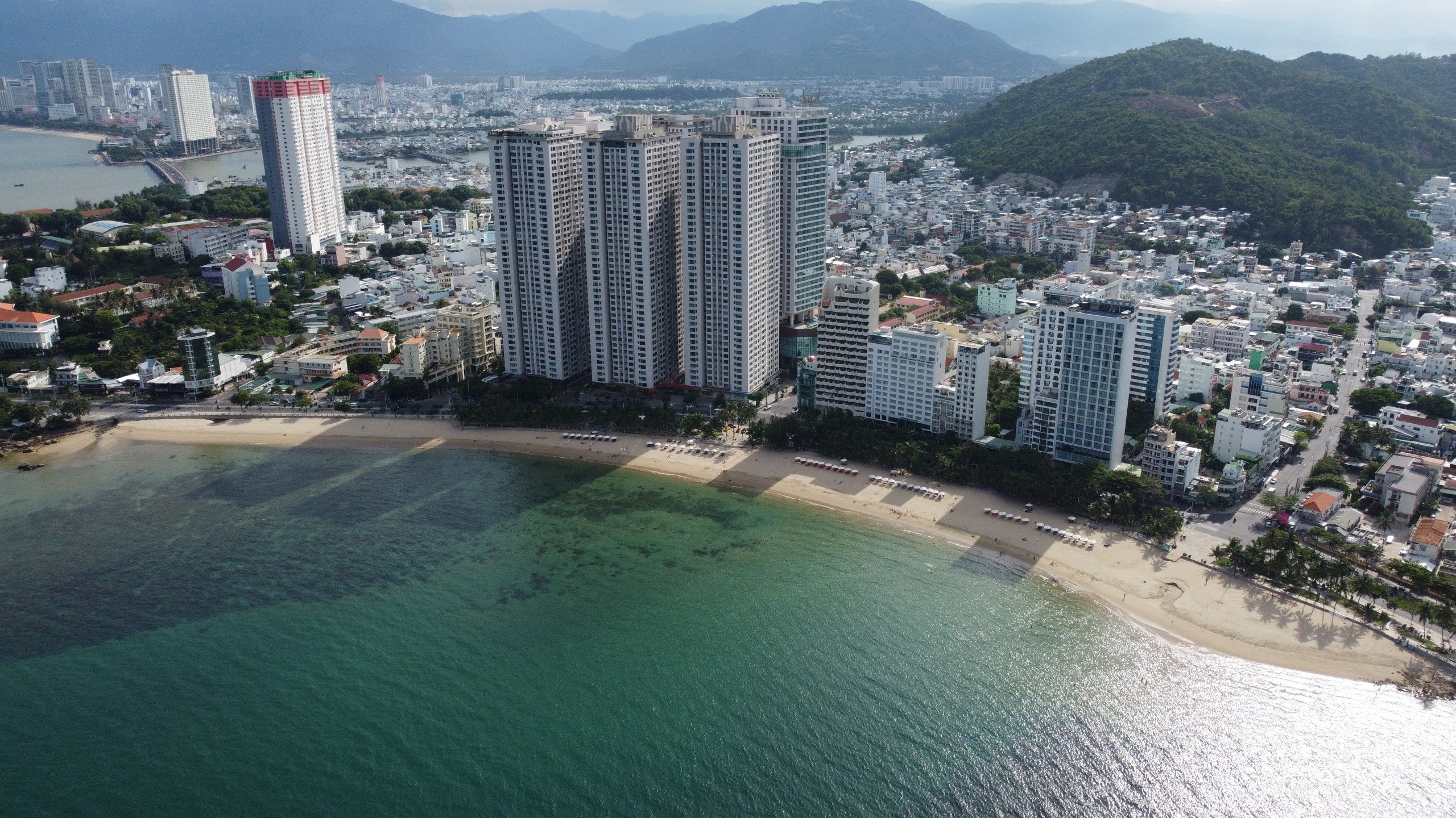 Việc giao đất tại Dự án khách sạn và căn hộ cao cấp Oceanus gây thất thoát tiền ngân sách. Ảnh: Hữu Long