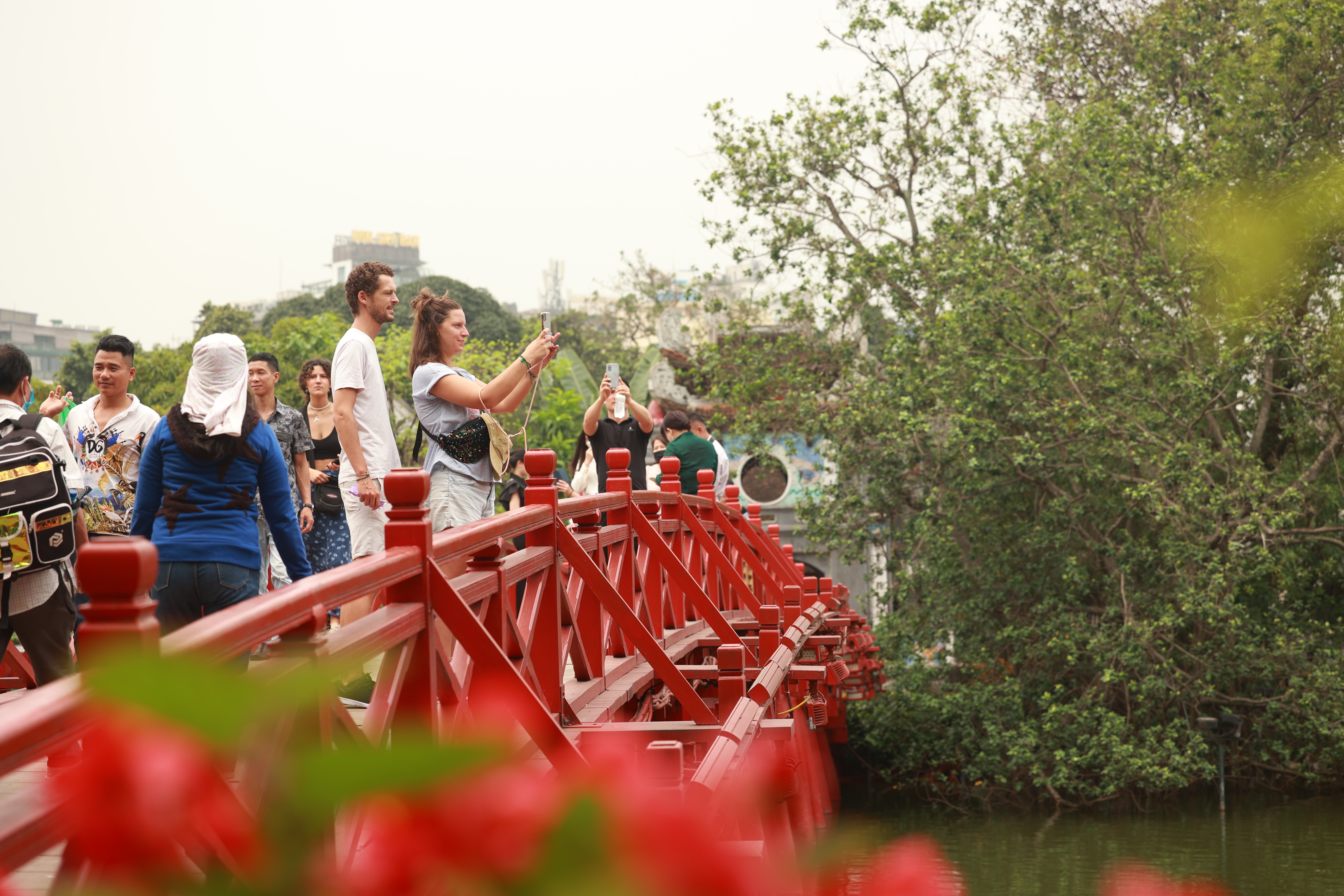 Khu vực hồ Hoàn Kiếm được công nhận là Khu di tích cấp thành phố. Ảnh: Hải Nguyễn 