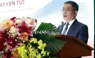 PGS.TS Nguyễn Tiến Vinh - Viện trưởng Viện Trần Nhân Tông, Đại học Quốc gia Hà Nội - phát biểu tại hội thảo. Ảnh: Thanh Hà