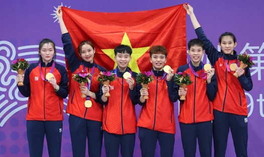 Tuyển nữ Cầu mây giành huy chương vàng cho thể thao Việt Nam trong ngày 4.10 tại ASIAD 19. Ảnh: Bùi Lượng