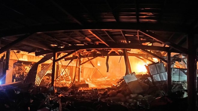 Hiện trường vụ cháy nổ nhà máy ở Đài Loan (Trung Quốc) ngày 22.9. Ảnh: Taiwan News.