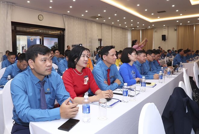 Các đại biểu tham gia Đại hội VI Công đoàn Điện lực Việt Nam. Ảnh: Cấn Dũng