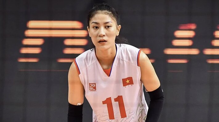 Kiều Trinh là cây ghi điểm chủ lực của tuyển bóng chuyền nữ Việt Nam trong set 2. Ảnh: VFV