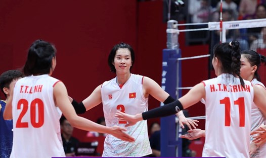 Tuyển bóng chuyền nữ Việt Nam thắng CHDCND Triều Tiên 3-1. Ảnh: VFV
