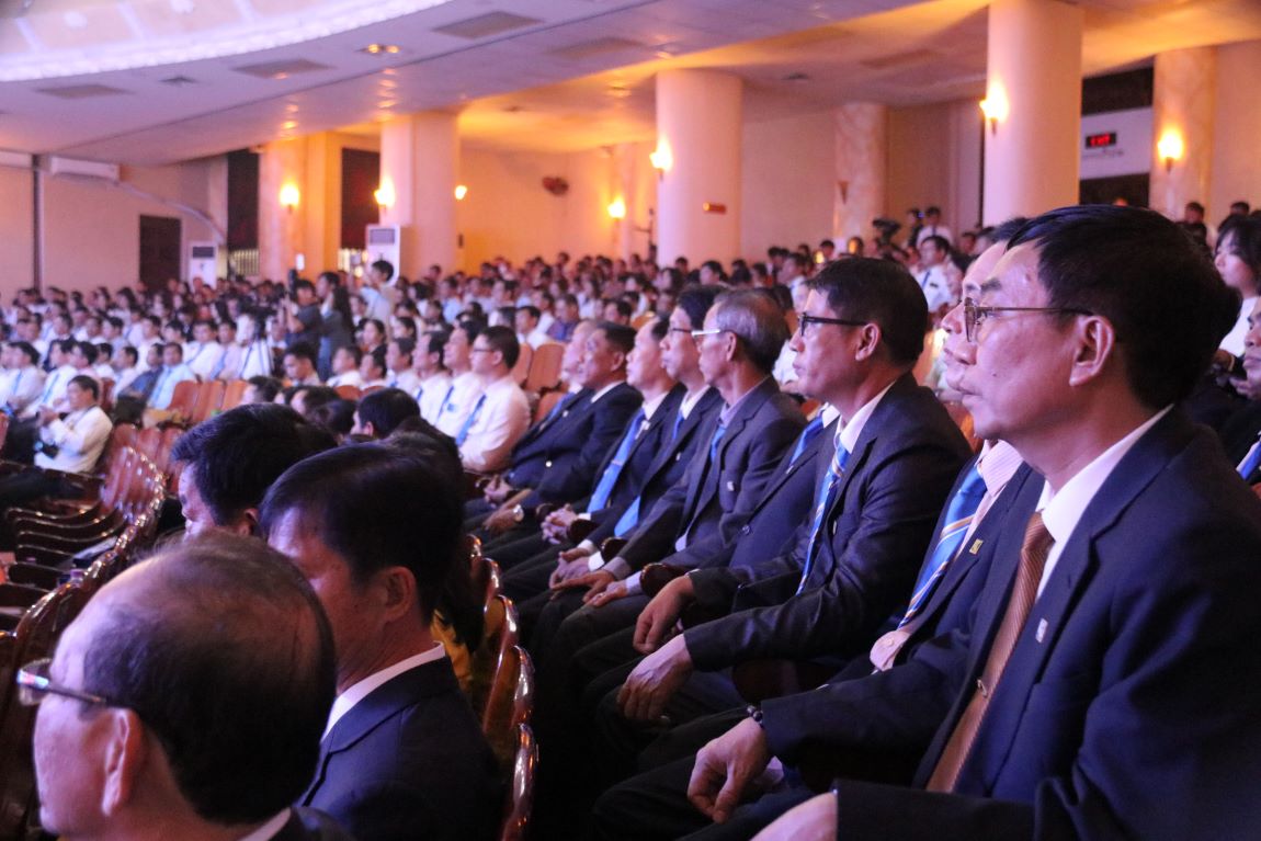 Hơn 1.300 lao động Tổng Công ty Khánh Việt tham dự lễ kỉ niệm. Ảnh: Phương Linh 