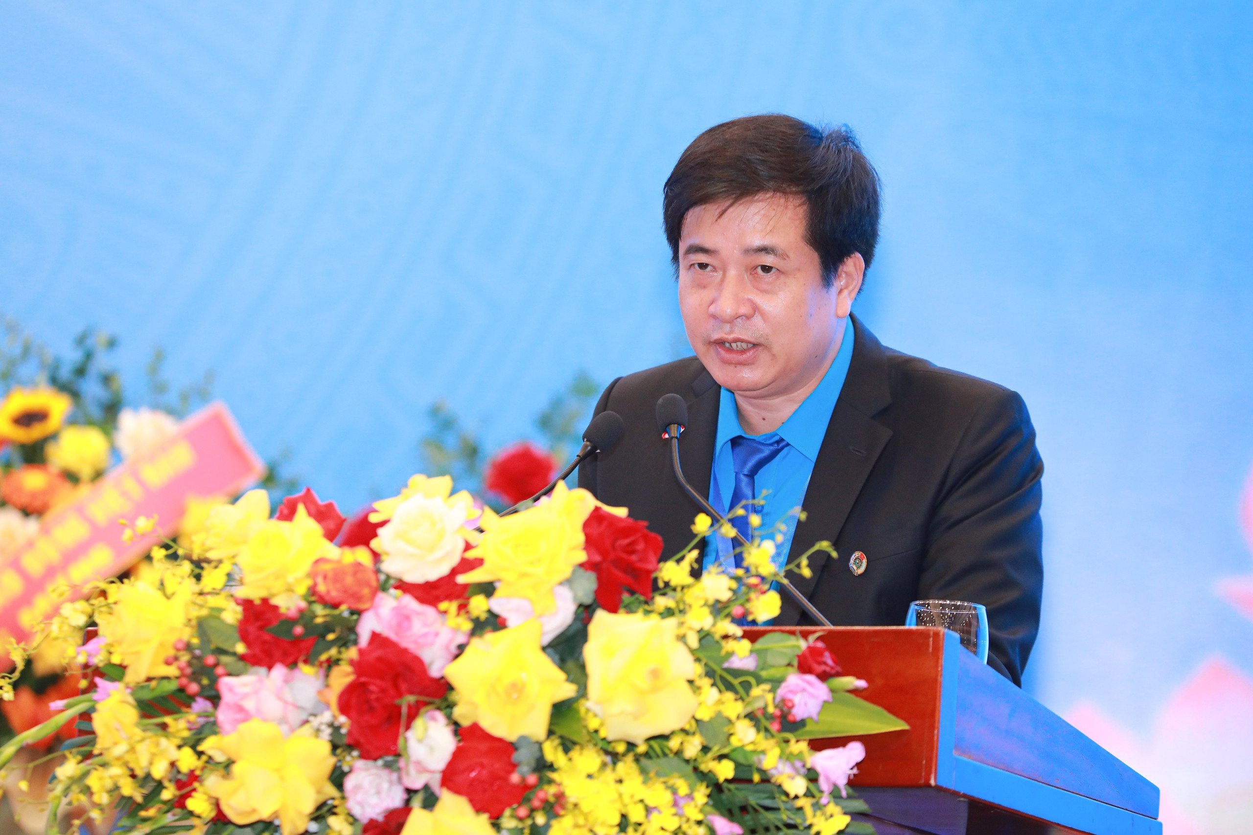 Chủ tịch Công đoàn Giao thông Vận tải Việt Nam Phạm Hoài Phương phát biểu bế mạc đại hội. Ảnh: Hà Anh