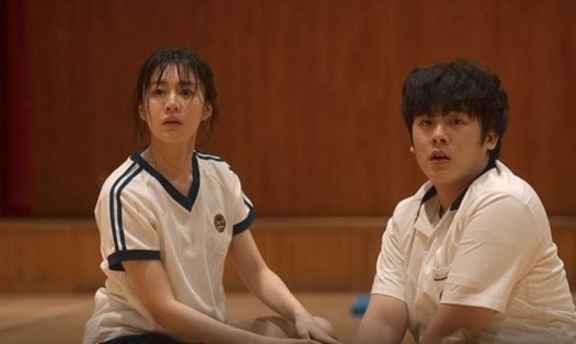 Go Yoon Jung, Lee Jung Ha “Moving” sẽ tranh giải tại Liên hoan phim quốc tế Busan. Ảnh: Nhà sản xuất 

