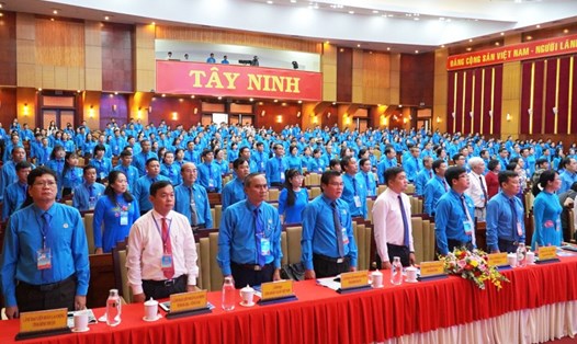 Các đại biểu tham dự phiên khai mạc Đại hội Công đoàn Tây Ninh lần thứ X. Ảnh: Chân Phúc