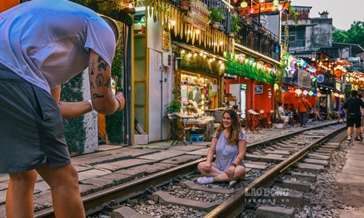 Hồ Hoàn Kiếm, Hà Nội. Ảnh: Vietnamnomad