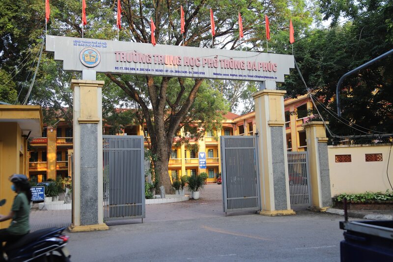 Trường THPT Đa Phúc (Sóc Sơn, Hà Nội) - nơi xảy ra vụ giáo viên túm cổ áo học sinh gây xôn xao dư luận. Ảnh: Hải Đăng