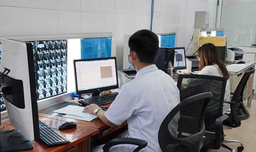 Đà Nẵng chi hơn 70 tỉ đồng hỗ trợ nhân viên y tế đang làm việc. Ảnh: Thùy Trang