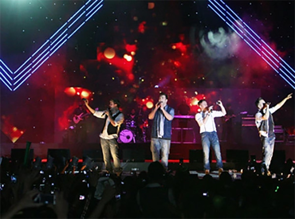 Trước Blackpink, Westlife từng có đêm diễn đầy cảm xúc trên sân Mỹ Đình năm 2011. Ảnh: YG Entertainment/Hào Hoa