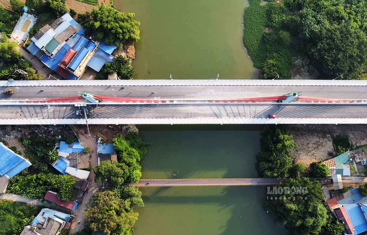 Hiện tại cầu treo Huống Thượng vẫn đang được người dân hai bên địa phương sử dụng đi lại. Khi cầu Huống Thượng chính thức thông xe, cơ quan chức năng sẽ có phương án với cây cầu treo cũ.
