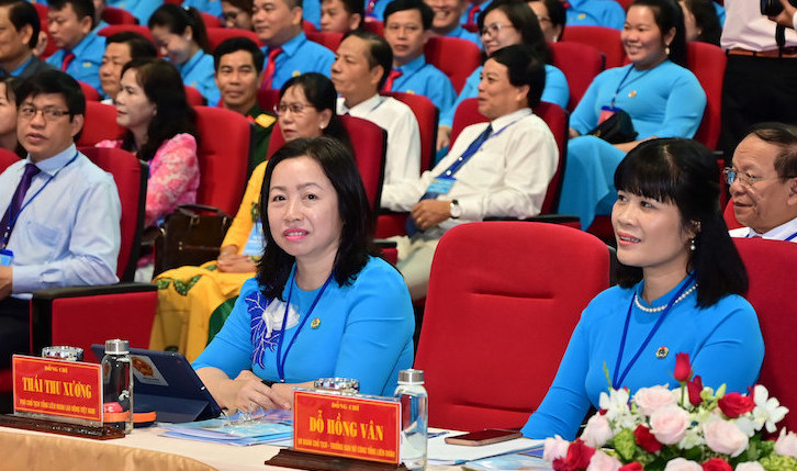 Phó chủ tịch Tổng Liên đoàn Lao Động Việt Nam Thái Thu Xương dự Đại hội Công đoàn tỉnh Bạc Liêu. Ảnh: Đạt Phan